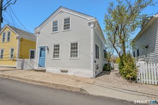 20 Diving Street, Stonington, CT 06378