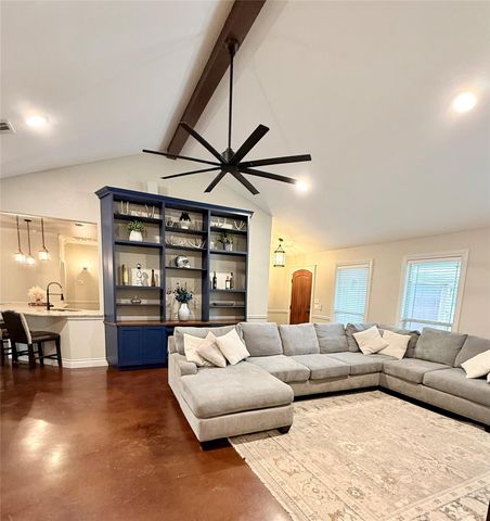 252 Sunday DR, Burnet, TX 78611