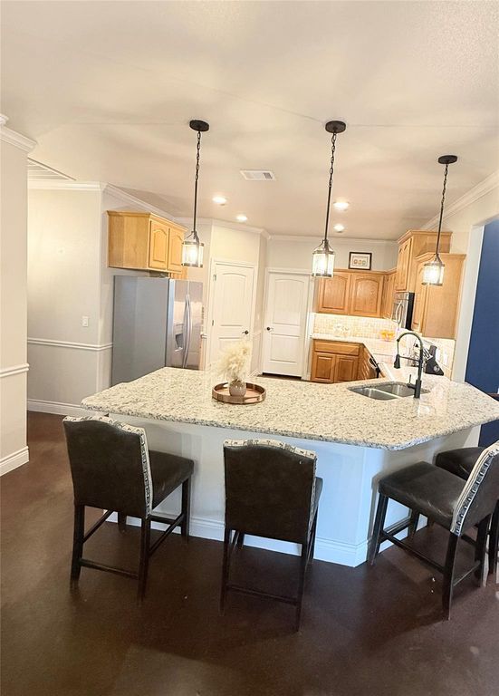 252 Sunday DR, Burnet, TX 78611