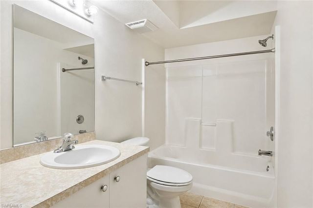 4965 Sandra Bay DR 102, Naples, FL 34109