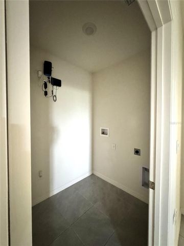 1325 WINTER GRAY CIRCLE, Deltona, FL 32738