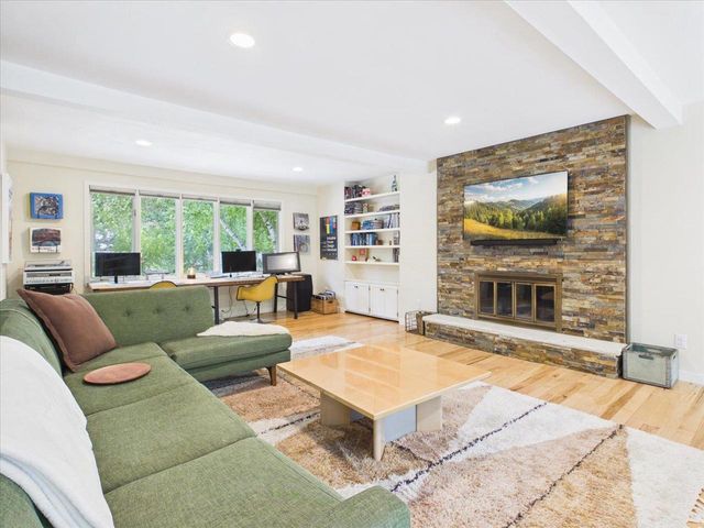 3776 Robin Hood Way, Madison, WI 53718