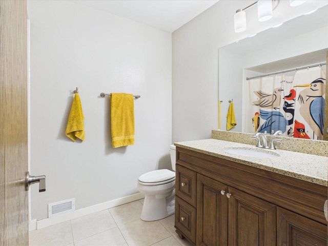 3776 Robin Hood Way, Madison, WI 53718