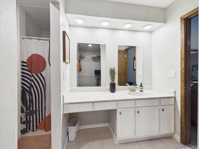 3776 Robin Hood Way, Madison, WI 53718
