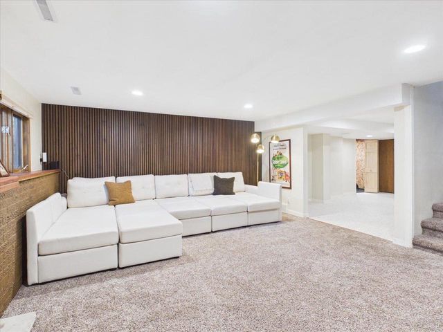 3776 Robin Hood Way, Madison, WI 53718