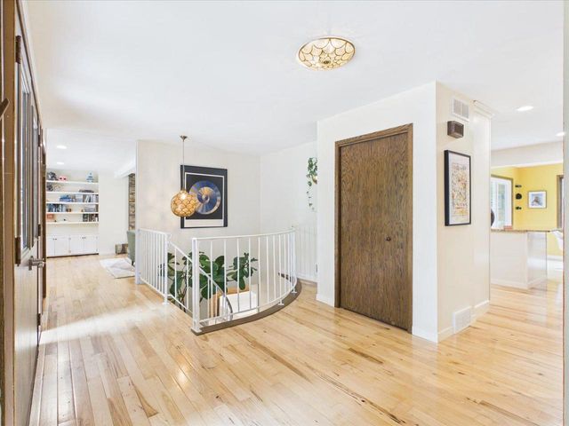 3776 Robin Hood Way, Madison, WI 53718