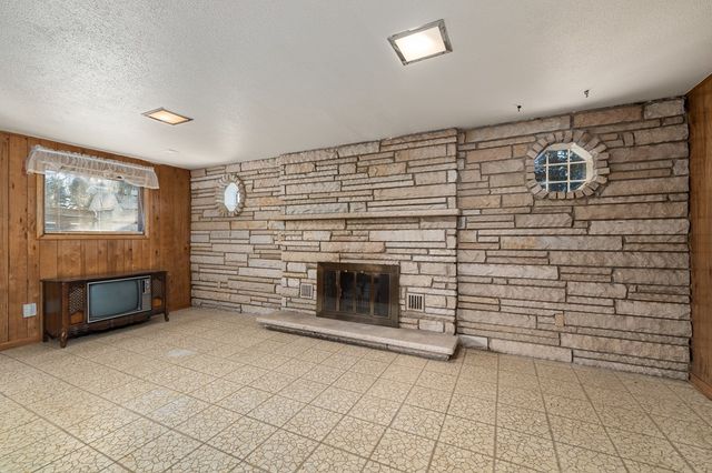 1359 N Stewart Rd, Mansfield, OH 44903