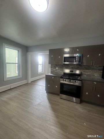 105 Caroline Street 2, Bridgeport, CT 06608