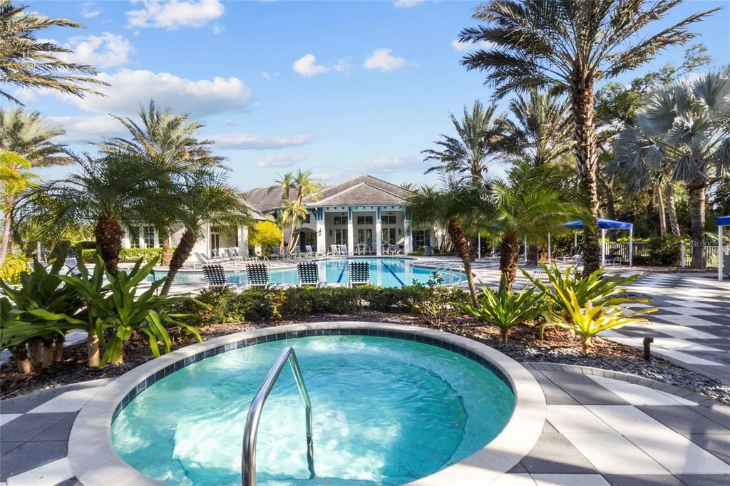 Image 29 of property listing at 12520 SHIMMERING OAK CIRCLE, Venice, FL 34293