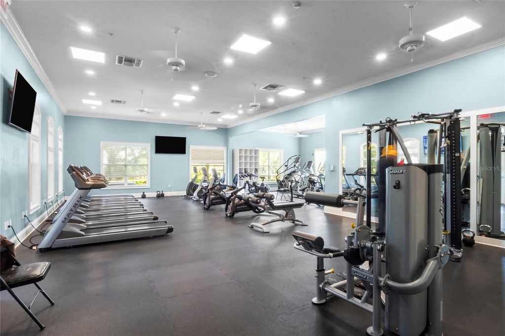 Image 45 of property listing at 12520 SHIMMERING OAK CIRCLE, Venice, FL 34293