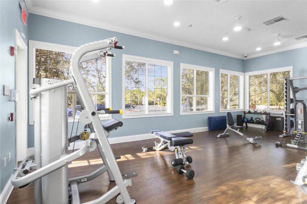 Image 47 of property listing at 12520 SHIMMERING OAK CIRCLE, Venice, FL 34293