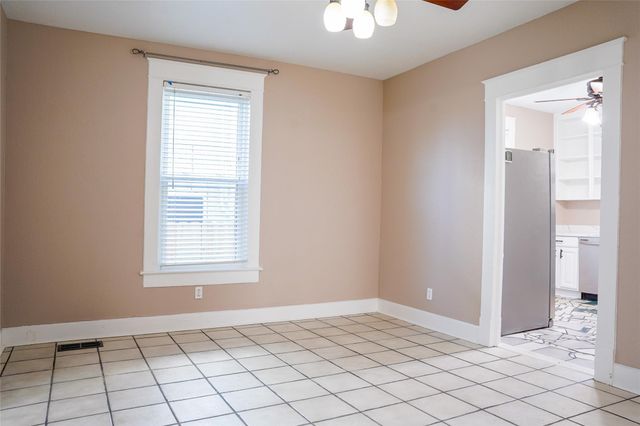 1712 19th 1, Galveston, TX 77550