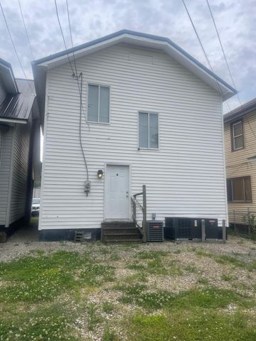 2718 5th Avenue, Huntington, WV 25702