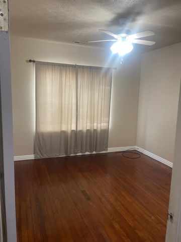 2718 5th Avenue, Huntington, WV 25702