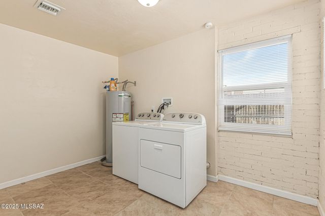 970 N Dodge Boulevard, Tucson, AZ 85716