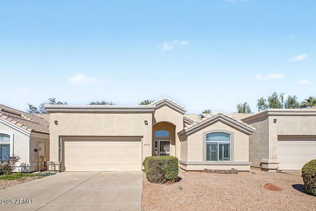 3326 N 42nd Street, Phoenix, AZ 85018 — exterior