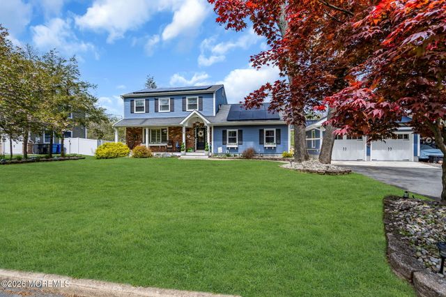 4 Oak Leaf Lane, Toms River, NJ 08755