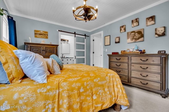 4 Oak Leaf Lane, Toms River, NJ 08755