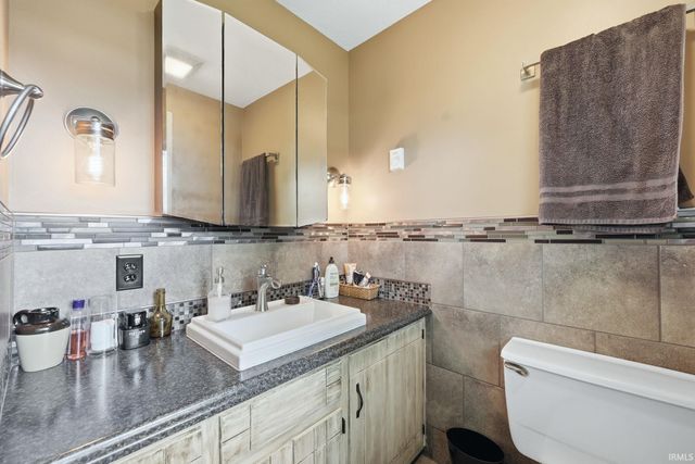 1008 Orlando Drive, Fort Wayne, IN 46825