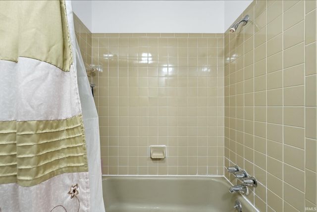 1008 Orlando Drive, Fort Wayne, IN 46825