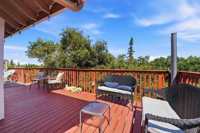 10112 Adelheid Court, Cupertino, CA 95014