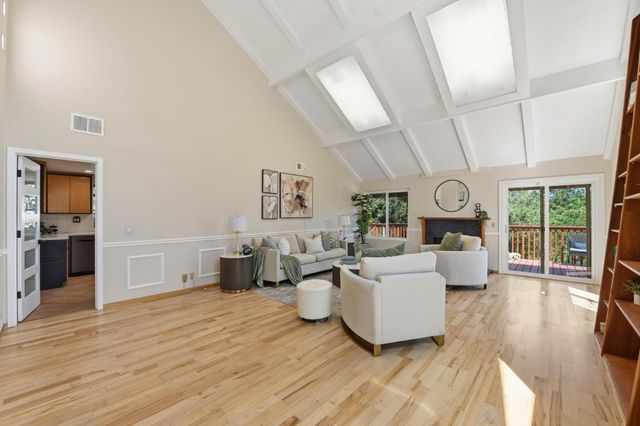10112 Adelheid Court, Cupertino, CA 95014