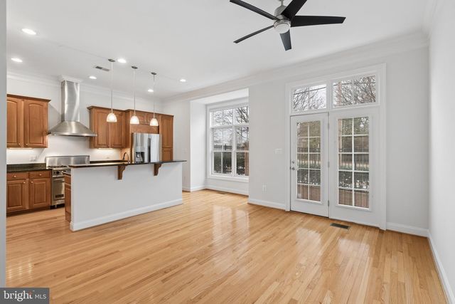 7004 EASTERN RED CEDAR LN, Mclean, VA 22101