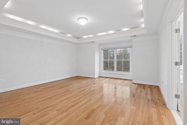 7004 EASTERN RED CEDAR LN, Mclean, VA 22101