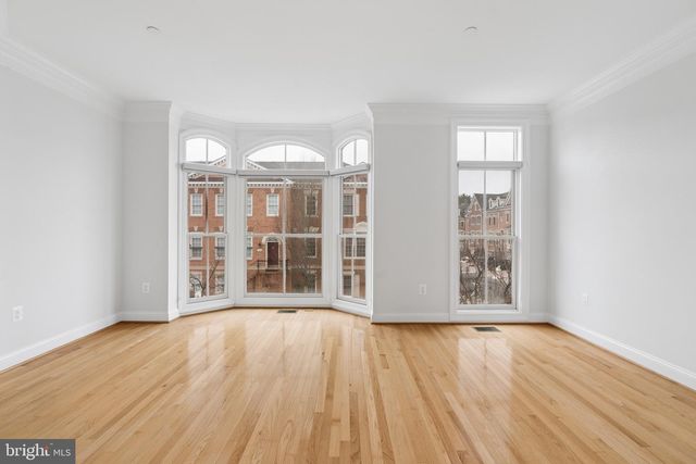 7004 EASTERN RED CEDAR LN, Mclean, VA 22101