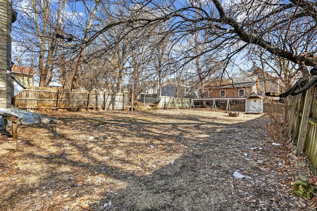 801 N Winnebago Street, Rockford, IL 61103