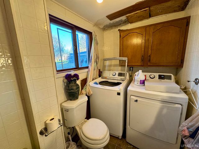 416 E Stanton Street, Iron Mountain, MI 49801