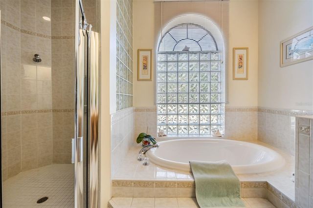 1925 SCHAER WAY, Odessa, FL 33556