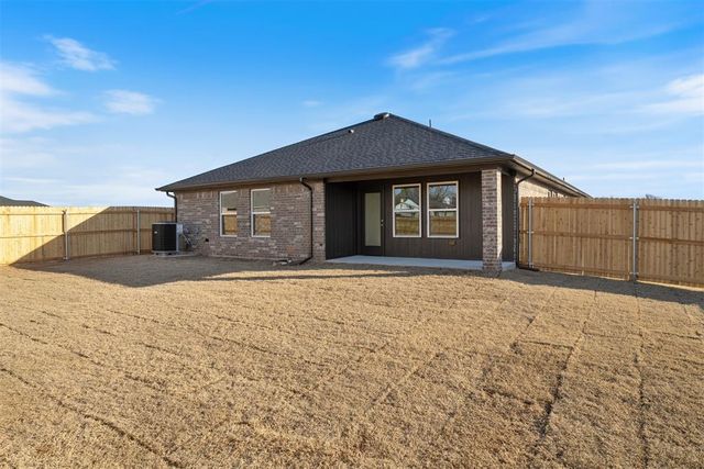 20061 Woodrock Street, Harrah, OK 73045