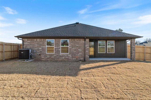 20061 Woodrock Street, Harrah, OK 73045