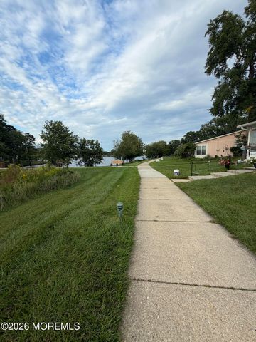 107B Edinburgh Lane 107B, Lakewood, NJ 08701