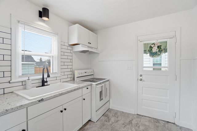 329 Roosevelt Drive 329 Roosevelt Drive, Springfield, OH 45503