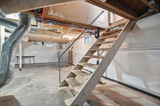 329 Roosevelt Drive 329 Roosevelt Drive, Springfield, OH 45503