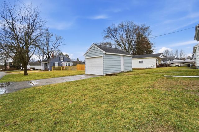 329 Roosevelt Drive 329 Roosevelt Drive, Springfield, OH 45503