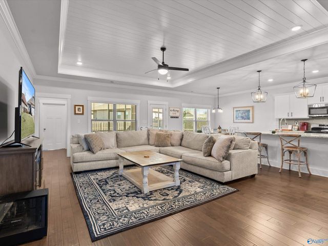21861 Natures Cove Drive, Athens, AL 35613