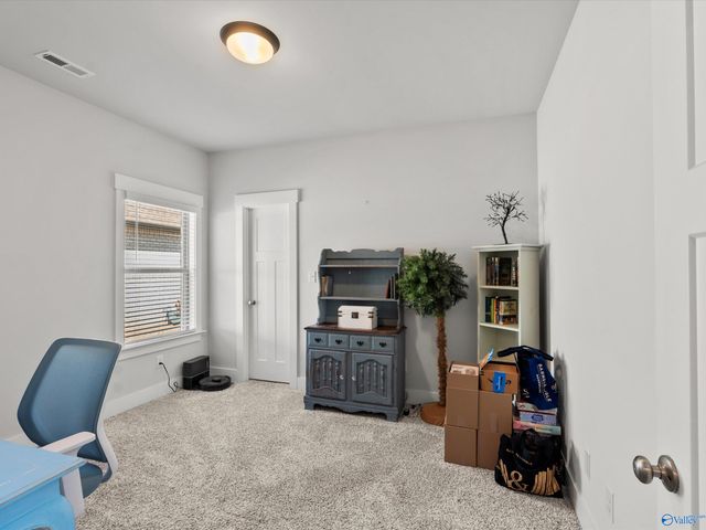 21861 Natures Cove Drive, Athens, AL 35613