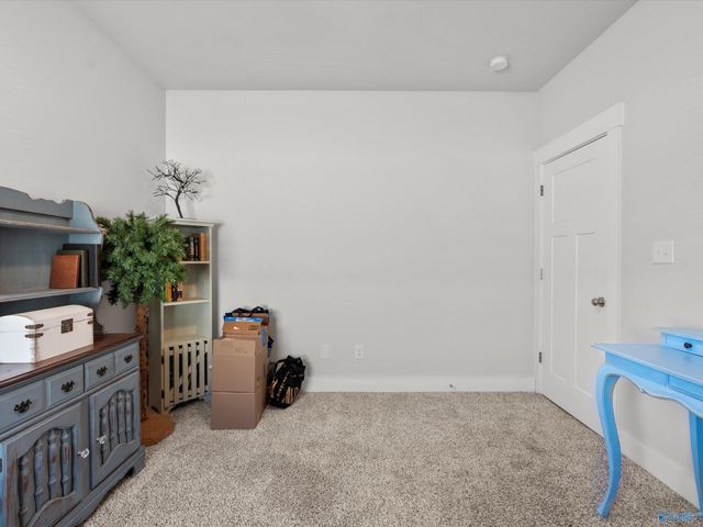 21861 Natures Cove Drive, Athens, AL 35613