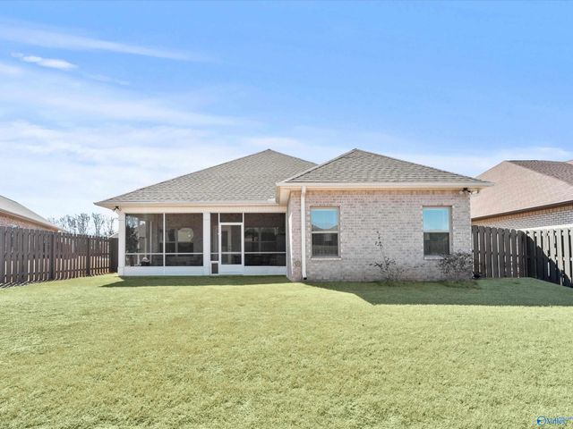 21861 Natures Cove Drive, Athens, AL 35613