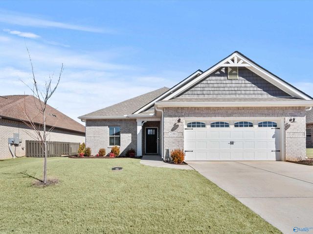 21861 Natures Cove Drive, Athens, AL 35613