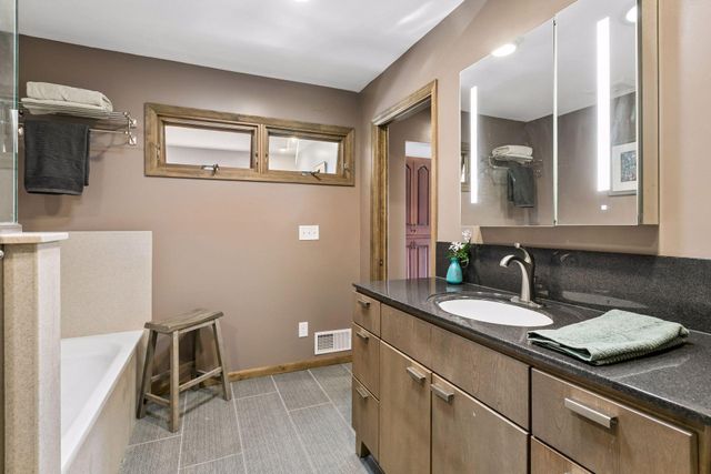 3306 Belden Drive, Saint Anthony, MN 55418