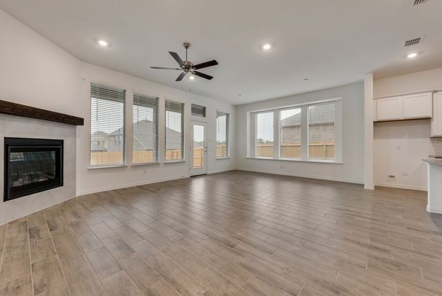 109 Breeds Hill Road, Little Elm, TX 75068