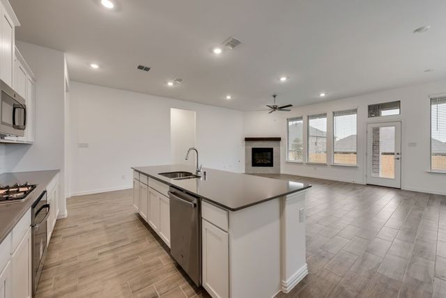 109 Breeds Hill Road, Little Elm, TX 75068