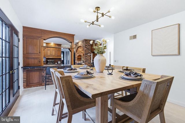 3937 LOCUST GROVE RD, Columbia, PA 17512