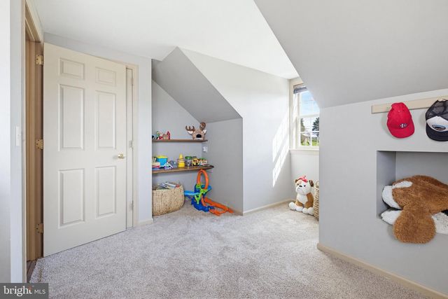 3937 LOCUST GROVE RD, Columbia, PA 17512