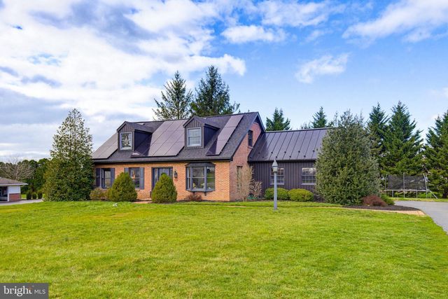 3937 LOCUST GROVE RD, Columbia, PA 17512