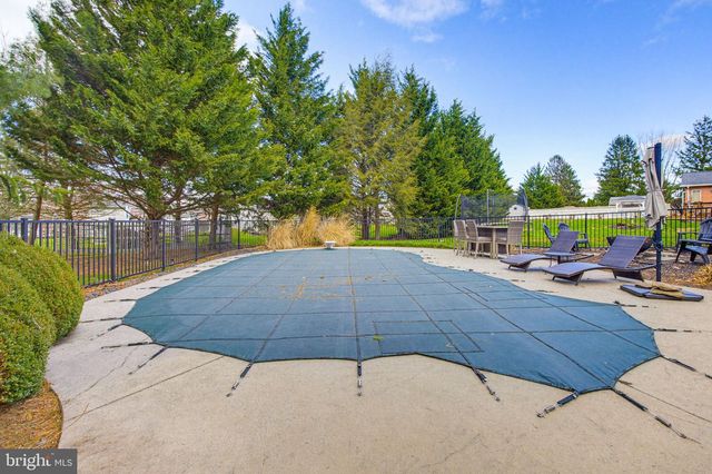 3937 LOCUST GROVE RD, Columbia, PA 17512